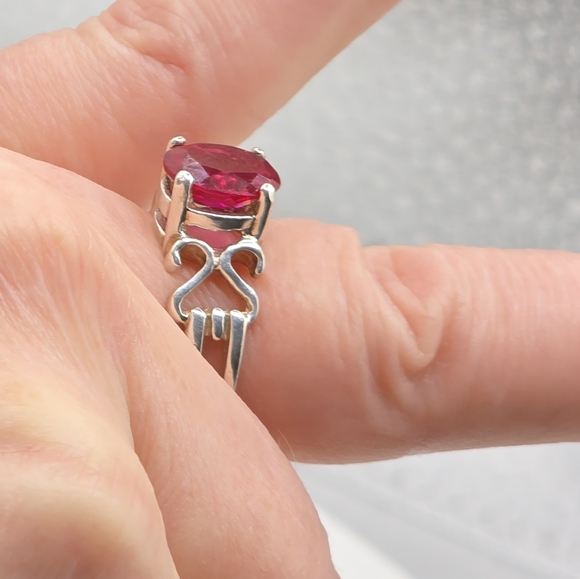 Designer Ruby Ring - Picture 7 of 8
